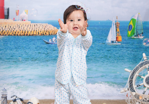 ��ؐ���{ɫ�c��������b