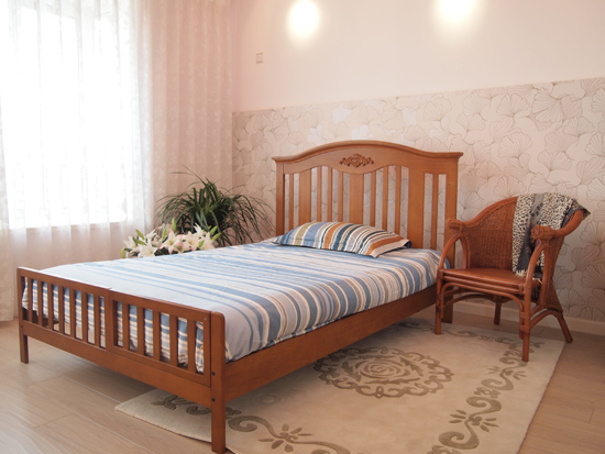 ��������ľ�냺����ɫ