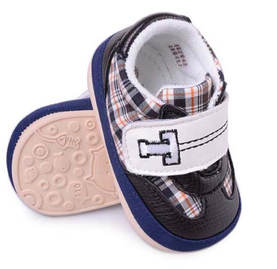 天使之嬰格子布透透氣PU嬰兒學步鞋黑色