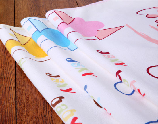 金色小魚(yú)毛巾壓膠隔尿墊