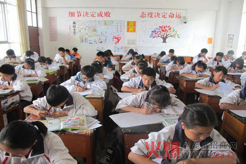 ؐӛԇcDHA֮g΢P(gun)ϵ