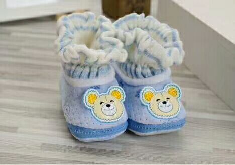 淘貝貓寶寶棉鞋-黃藍(lán)款.jpg 淘貝貓寶寶棉鞋-黃藍(lán)款.jpg