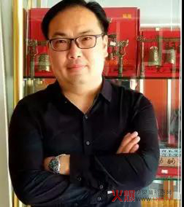 12Ϻ׽ܱĸƷƵİl(f)չ֮ĸ۷վ!