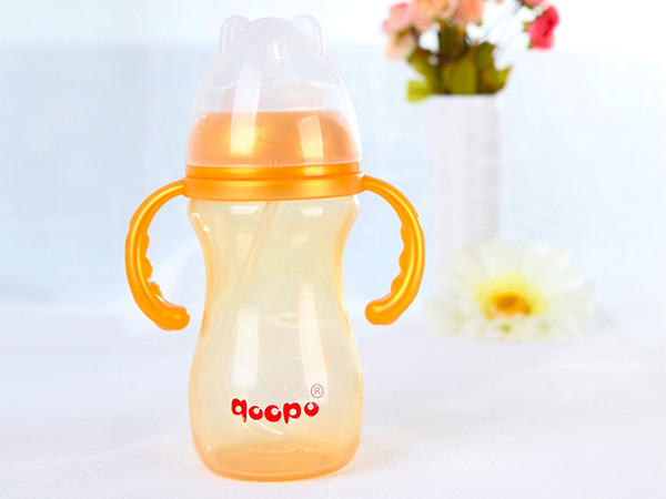 qoopo有柄自動(dòng)寬口徑納米銀奶瓶.jpg qoopo有柄自動(dòng)寬口徑納米銀奶瓶.jpg