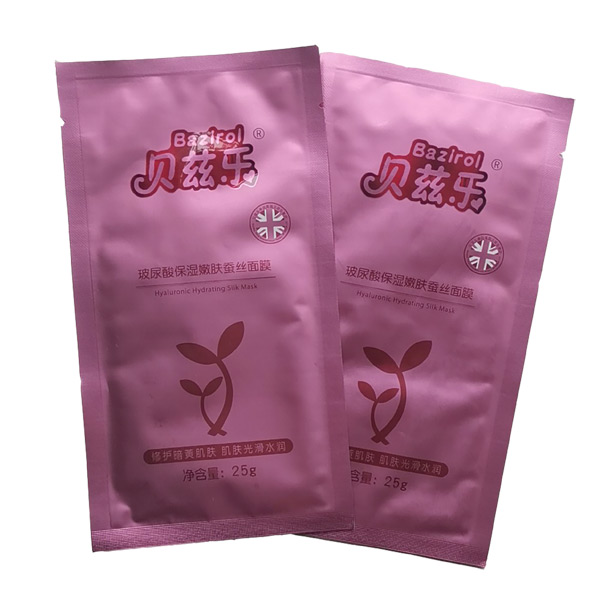 貝茲樂(lè)玻尿酸保濕嫩膚蠶絲面膜實(shí)圖.jpg