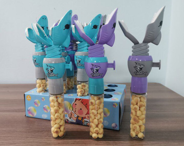 艾嬰堡伸縮鯊魚夾小饅頭.jpg 艾嬰堡伸縮鯊魚夾小饅頭.jpg