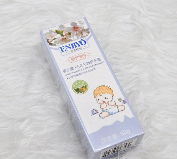 嬰倍愛杏花多效護(hù)手霜.jpg 嬰倍愛杏花多效護(hù)手霜.jpg