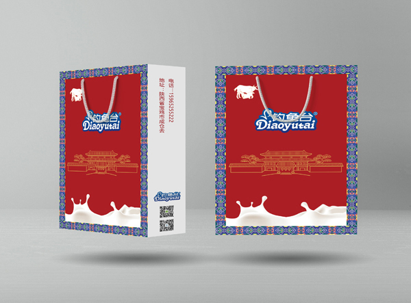 釣魚(yú)臺(tái)羊奶工廠店物料-手提袋效果圖2.jpg 釣魚(yú)臺(tái)羊奶工廠店物料-手提袋效果圖2.jpg