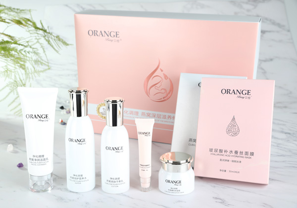 貝橙燕窩滋養(yǎng)孕產(chǎn)婦洗護.jpg 貝橙燕窩滋養(yǎng)孕產(chǎn)婦洗護.jpg