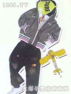 С�����һ�ɫ��ñ����