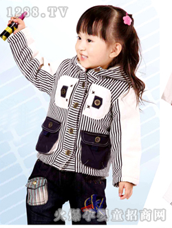 �ϱ���r�ж��b