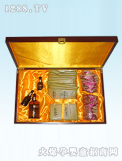 ����������Ƣ��θ�׽M