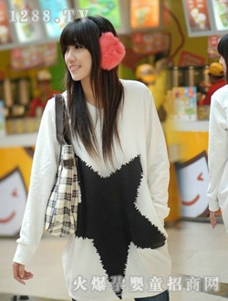 ɽ픘��������l(w��i)���ЋD�b��ɫ