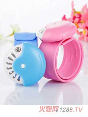 �L(f��ng)�Z��ͨ��ɫ����Ȧ