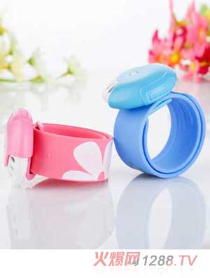 �L(f��ng)�Z��ͨ�tɫ�{(l��n)ɫ����Ȧ